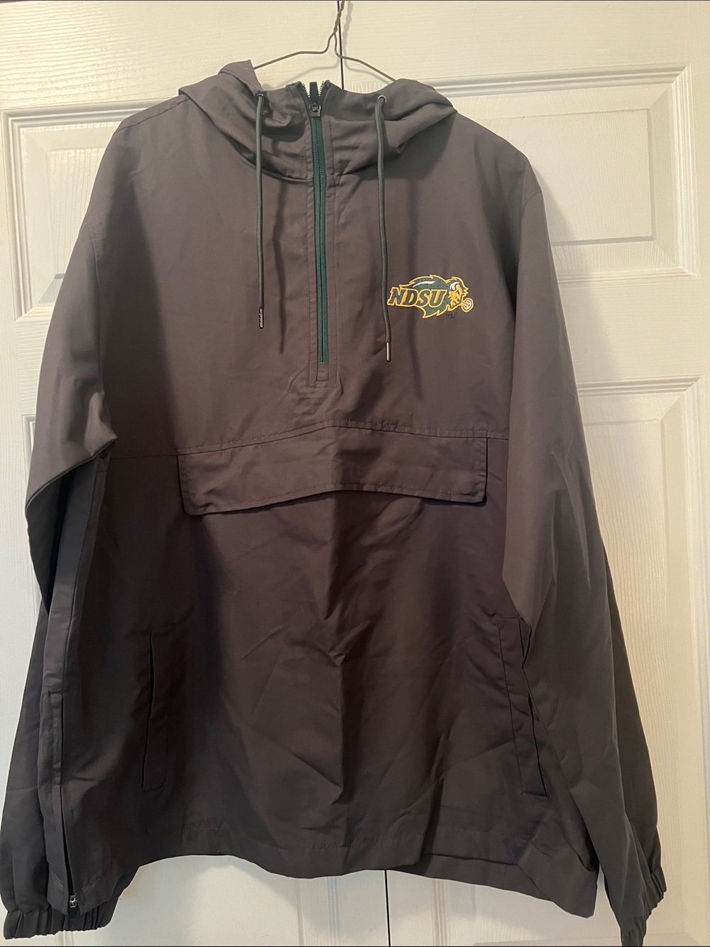 NWOT NDSU Men’s Pullover Jacket